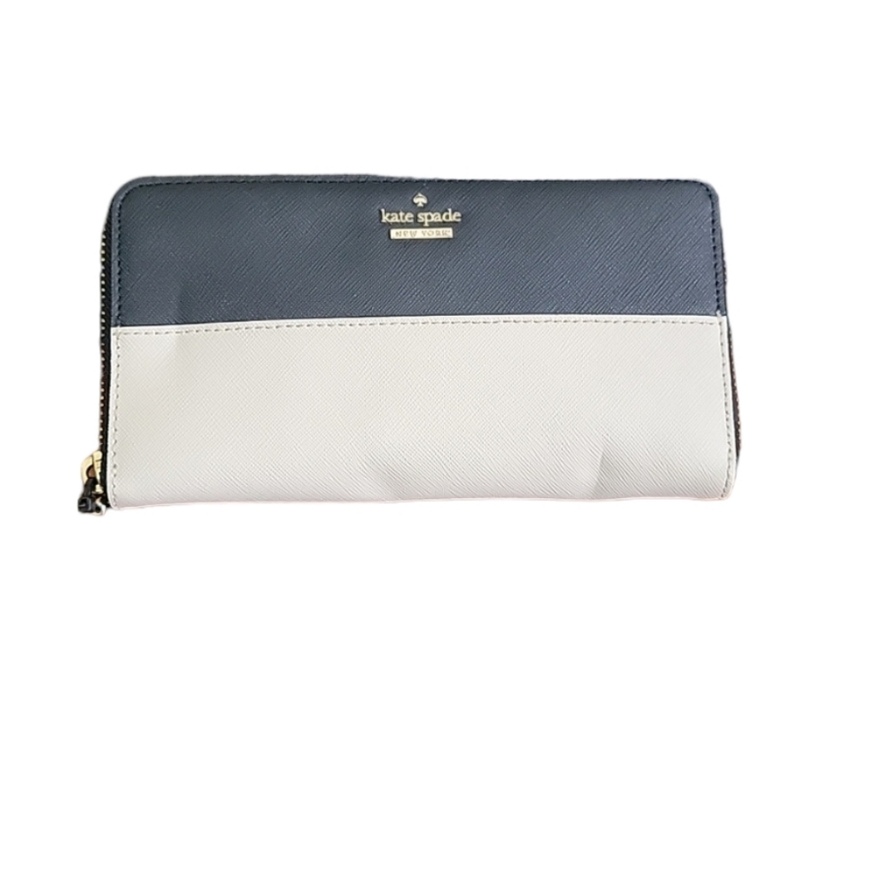 Kate Spade New York Wallet